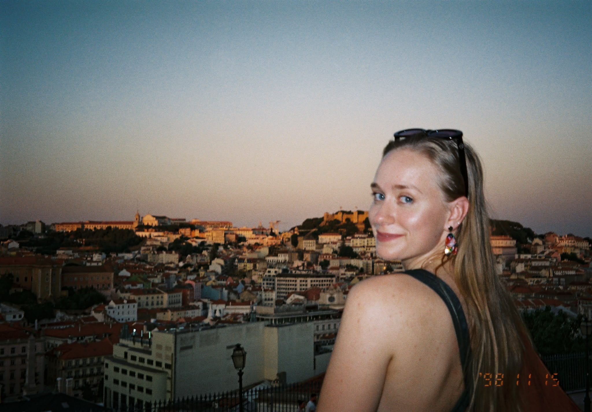 menni portugál aka lisbon in June